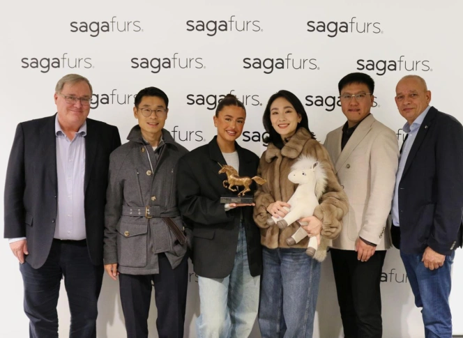 8003a94a 4411 4dbe 881c f39af1a06403