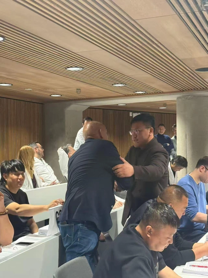 0370631ff5bf7abce4368d38cbcb4a93